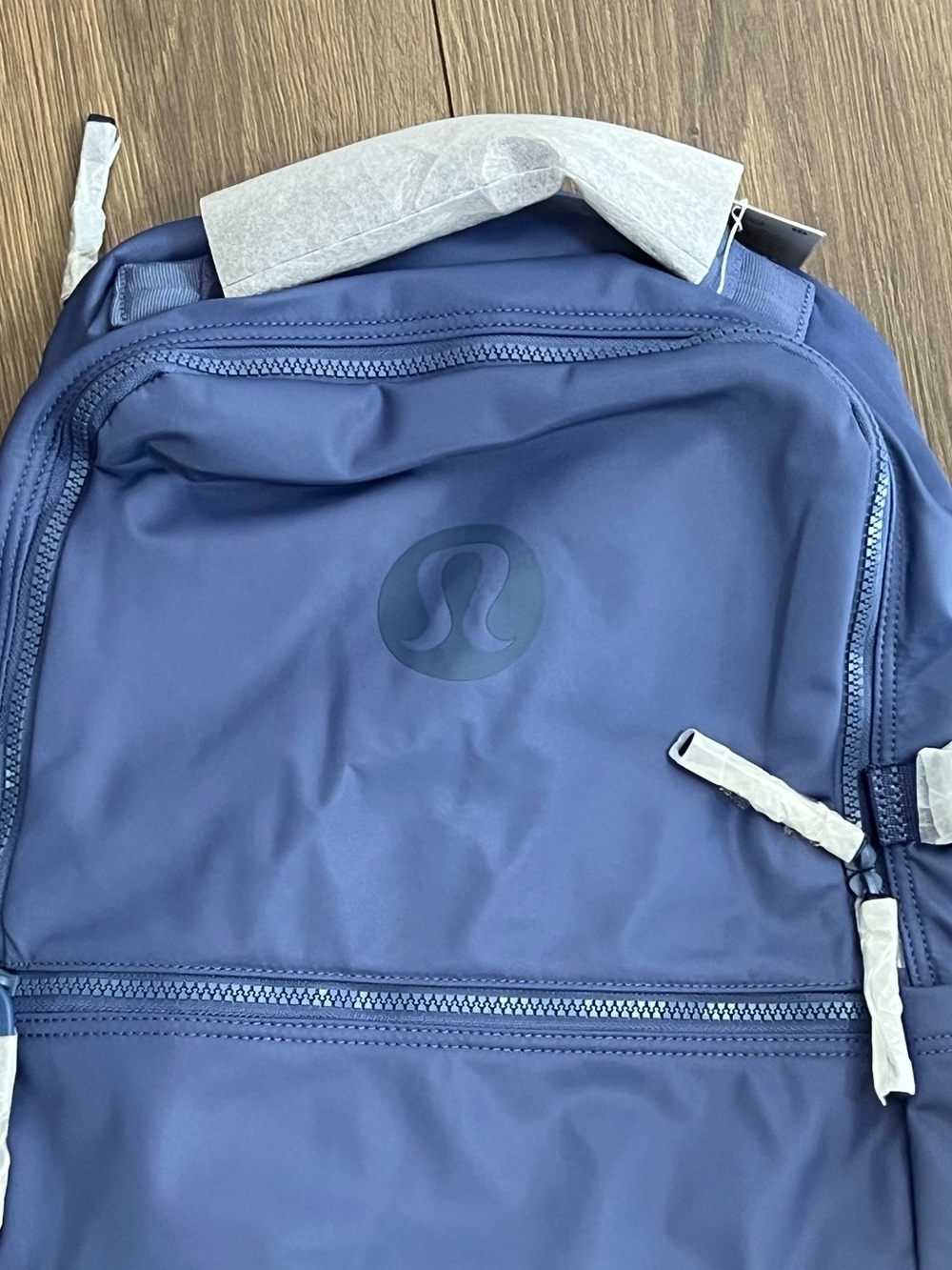 LULULEMON New Crew Backpack - Brilliant Blue - Picture 3 of 8